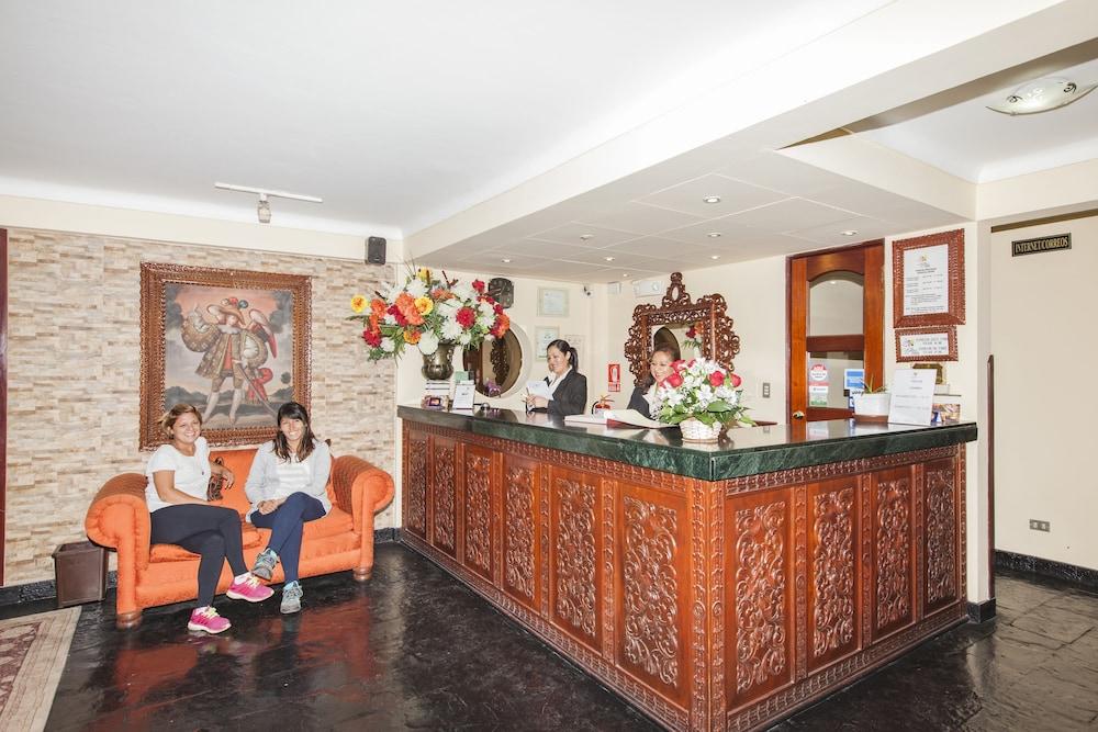 Hotel Agustos Cusco Exterior photo